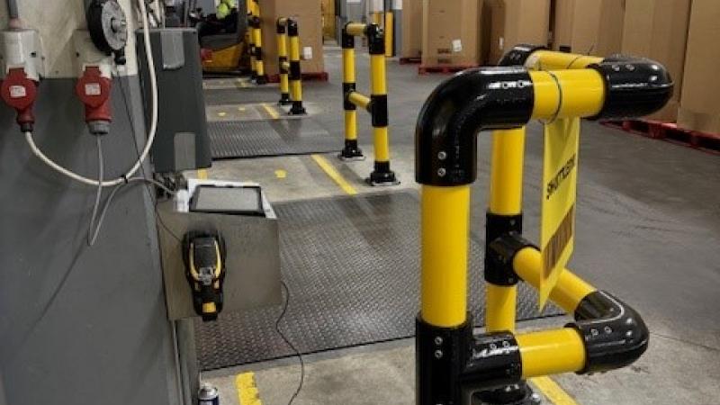 Bescherming PC-werkplek bij laadkade  